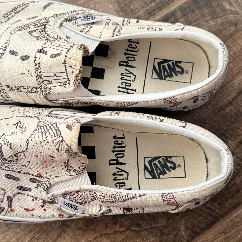 VANS Unisex Harry Potter Marauder's Map Slip-on Casual Shoes,White Black,8M/9.5W